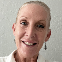 Dr. Nicole Huggens